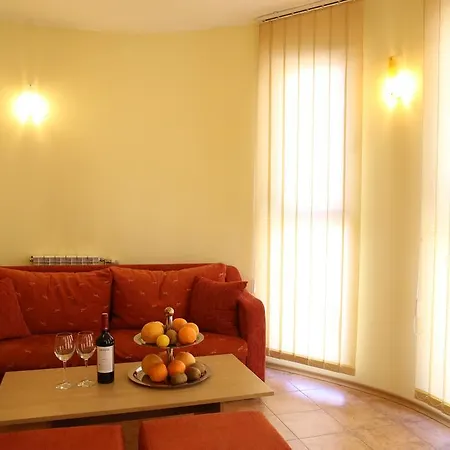 호텔 Family Papi 2*