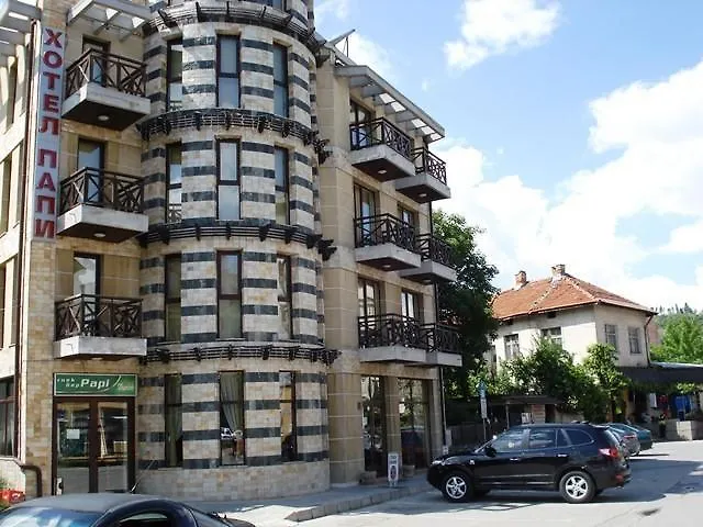 Family Papi Хотел Разлог